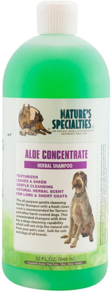 Aloe shampoo that is gentle for dog's skin